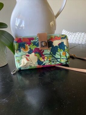 Sakroots 
Floral Zip-Around Wristlet Wallet - Multi Green